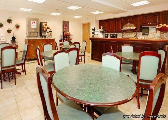Comfort Inn At Royal Blue Пайонир Ресторан фото